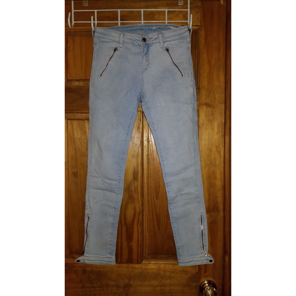 Zara slim fit medium rise jeans